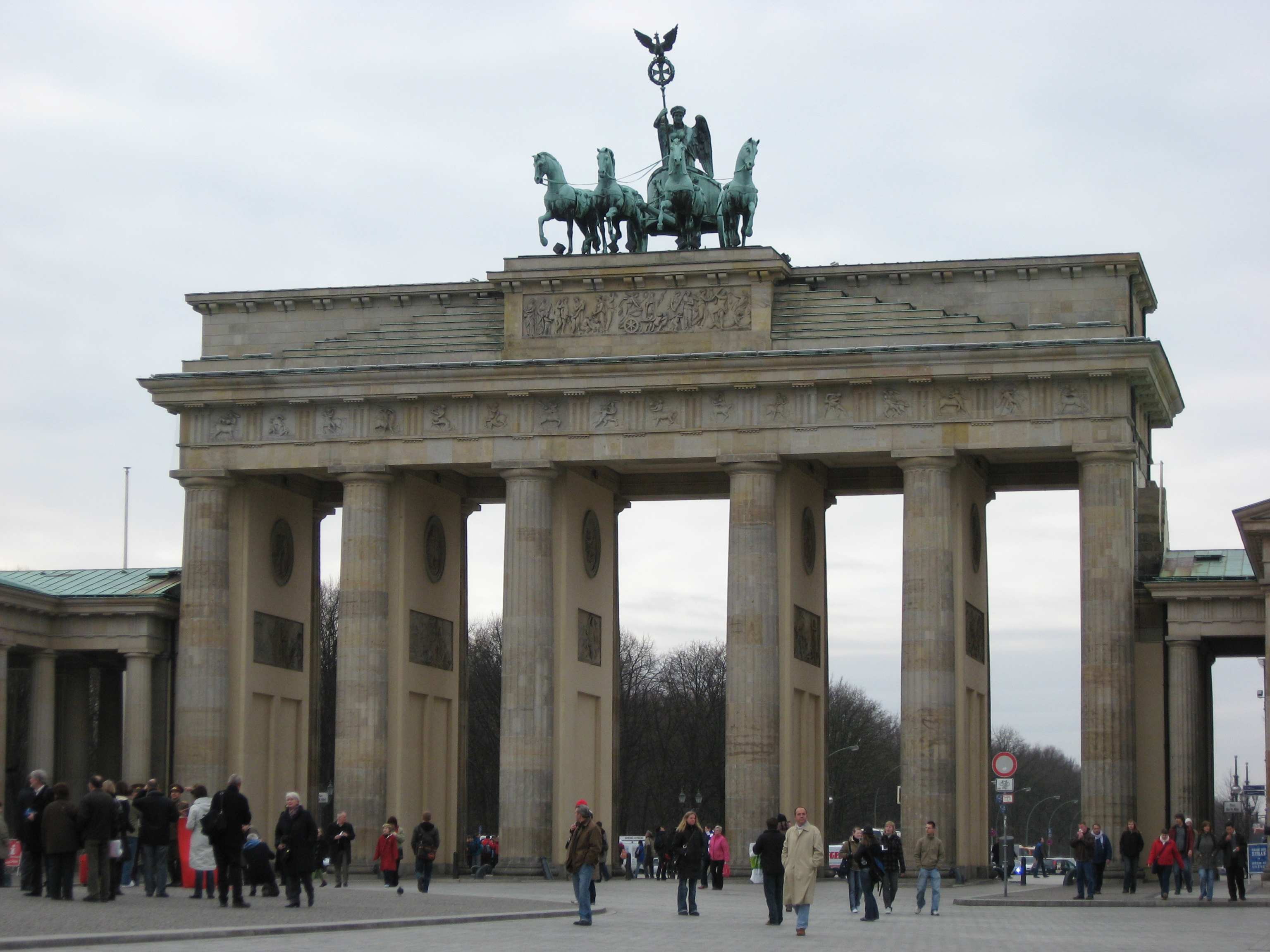 Datei:Brandenburger Tor von lordnikon.jpg – Wikipedia