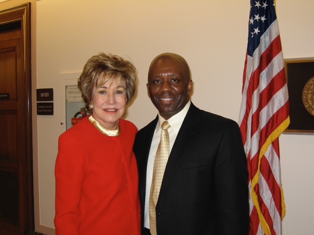 File:Calvin Earl with Senator Elizabeth Dole.jpeg