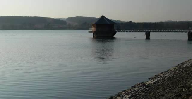 File:Cropston Reservoir. - geograph.org.uk - 384858.jpg