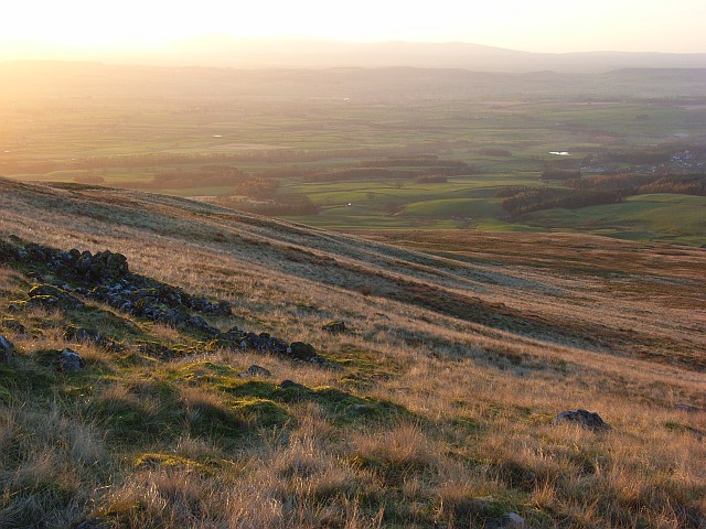 File:Cuns Fell - geograph.org.uk - 621229.jpg