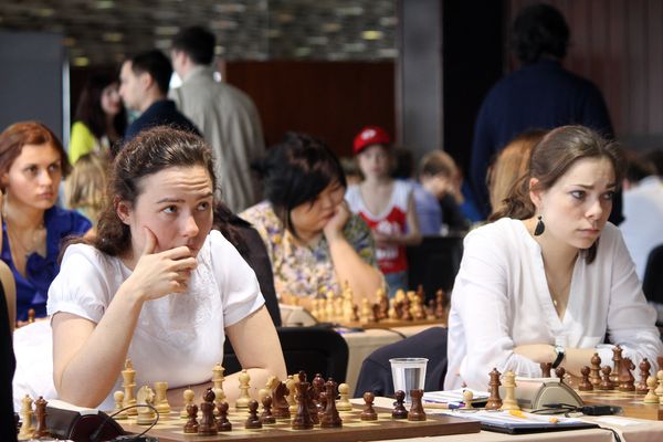 File:Dina Belenkaya at 2015 Russian Team Championship.jpg - Wikimedia  Commons