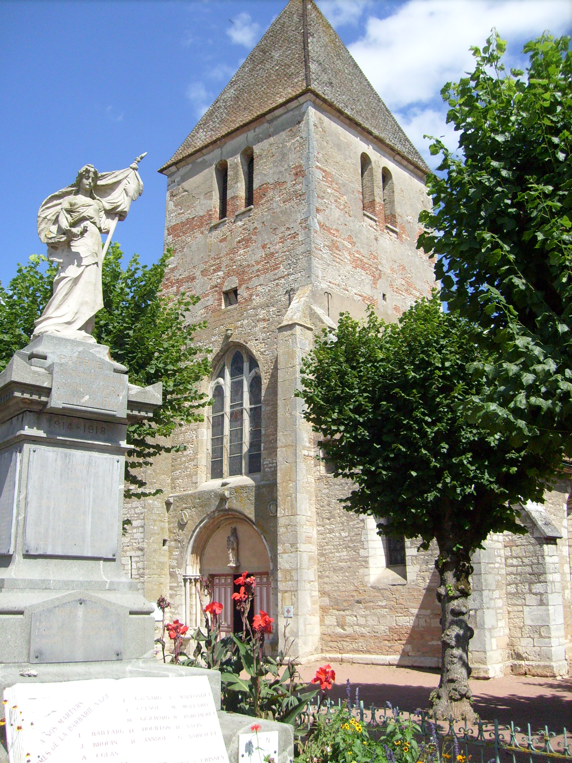 Eglise Saint-Germain de Gergy  France Bourgogne-Franche-Comté Saône-et-Loire Gergy 71590