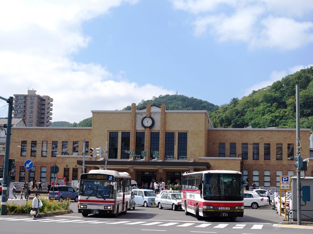 File:JR Otaru station, Otaru,Hokkaido, Japan.JPG