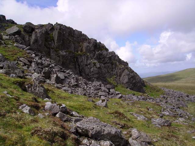 File:Kinmont Buckbarrow - geograph.org.uk - 441989.jpg