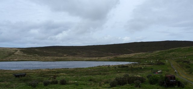 File:Loch of Assater - geograph.org.uk - 915463.jpg