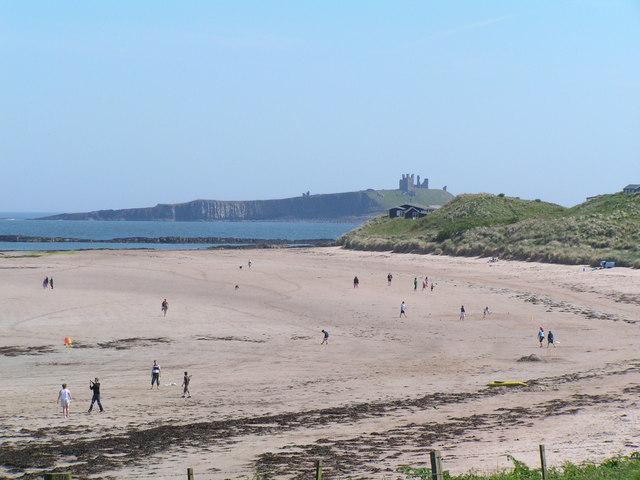 Newton Haven beach, Dunstanburgh Castle behind - geograph.org.uk - 189150