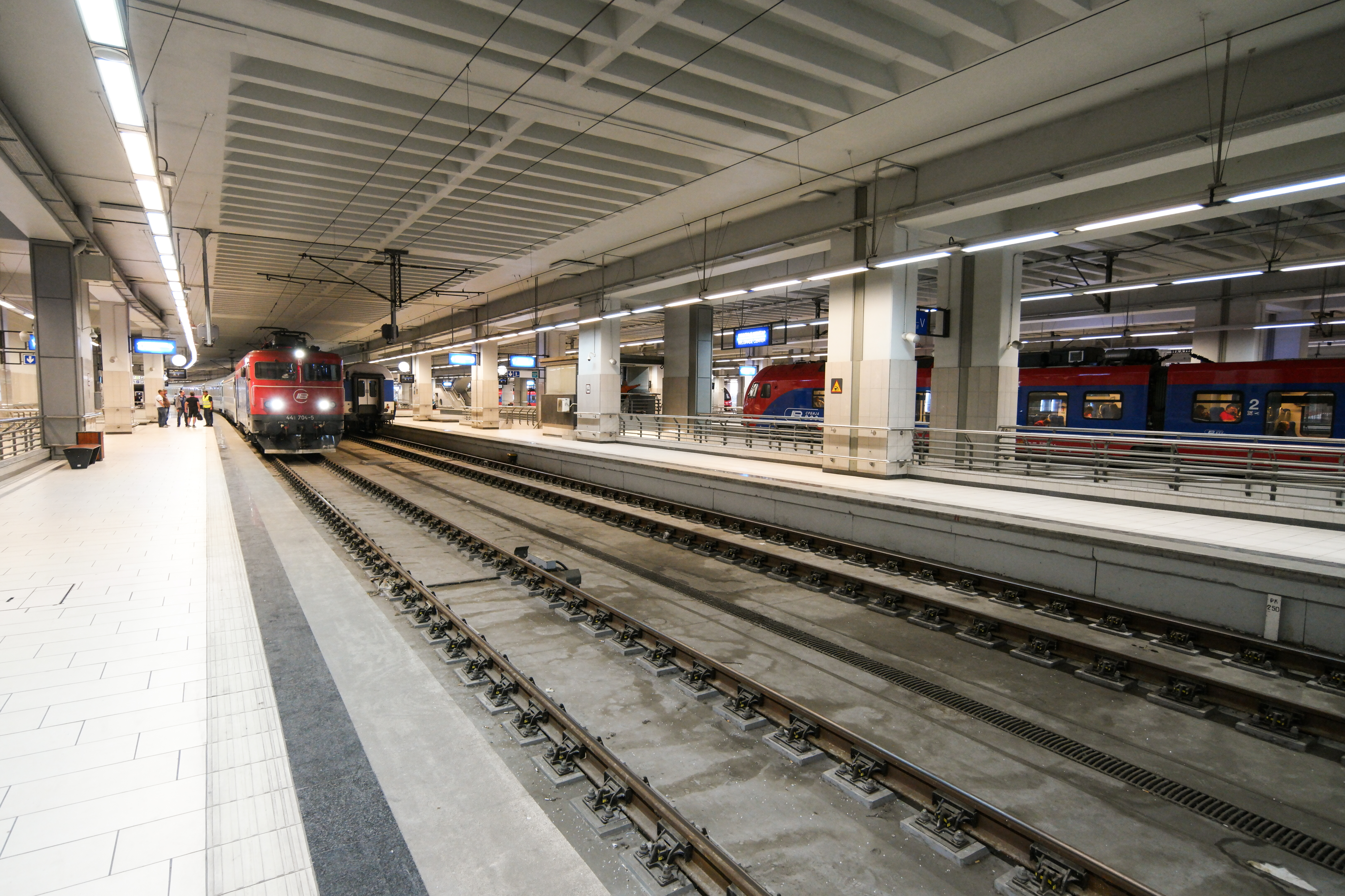 File:Prokop 5 Belgrade centre railway station.jpg - Wikimedi