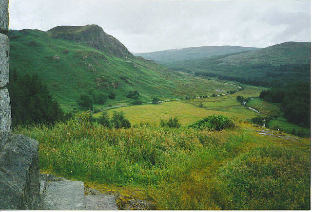 File:Queen's Drive from Murray's Monument. - geograph.org.uk - 125813.jpg