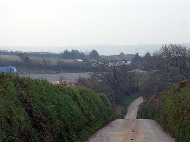 File:Road to Callestick - geograph.org.uk - 380064.jpg