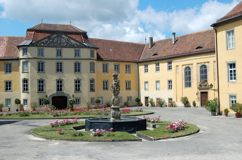 File:Schloss Bartenstein 20080629.jpg