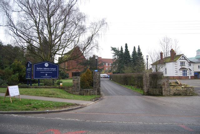 File:Sutton Valence School - geograph.org.uk - 1157450.jpg