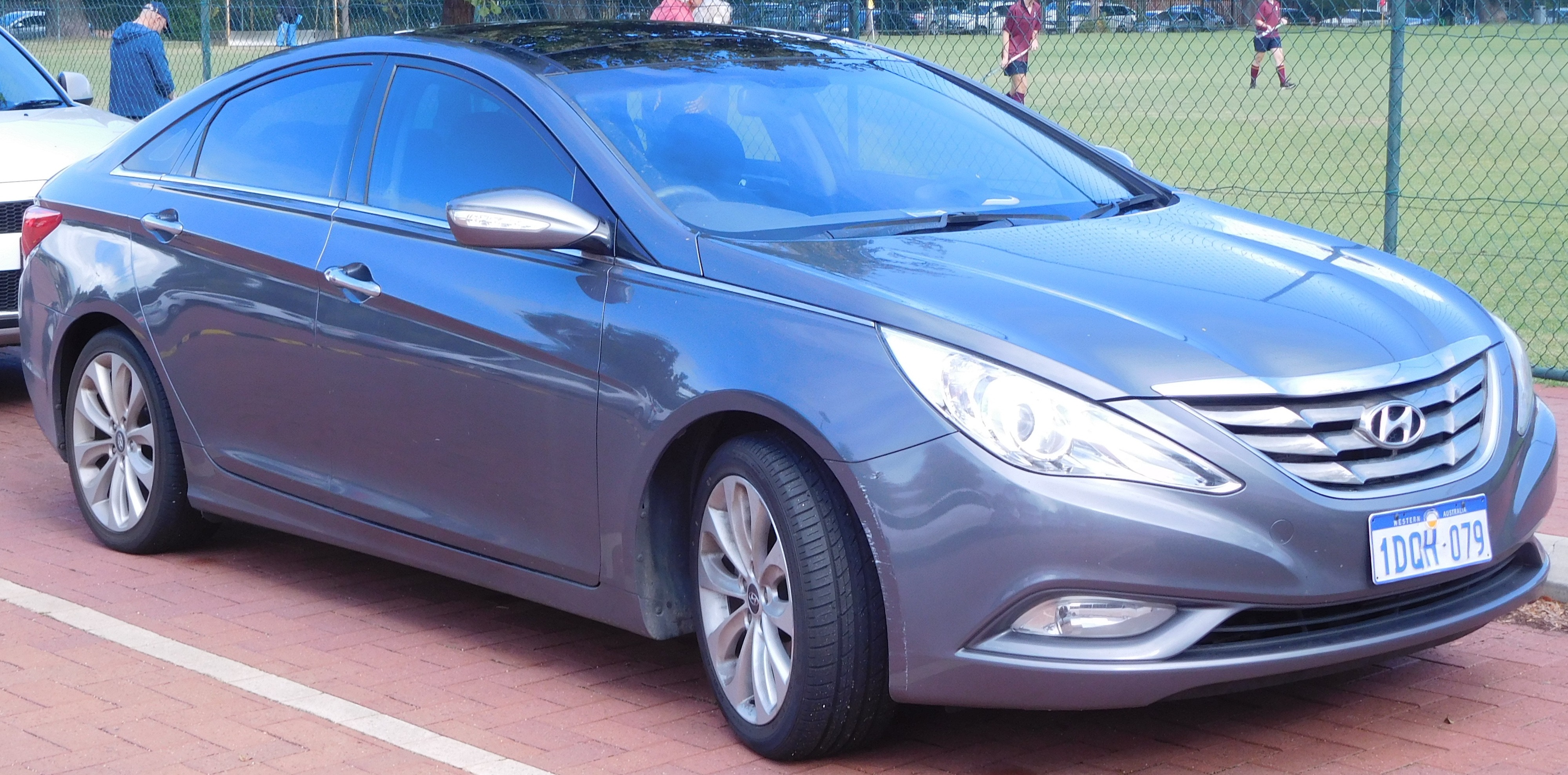 Hyundai Sonata i45