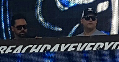 Lang Handschrift Kleverig Aly & Fila - Wikipedia