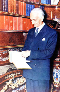 President Segni at the Piffetti Library in 1962