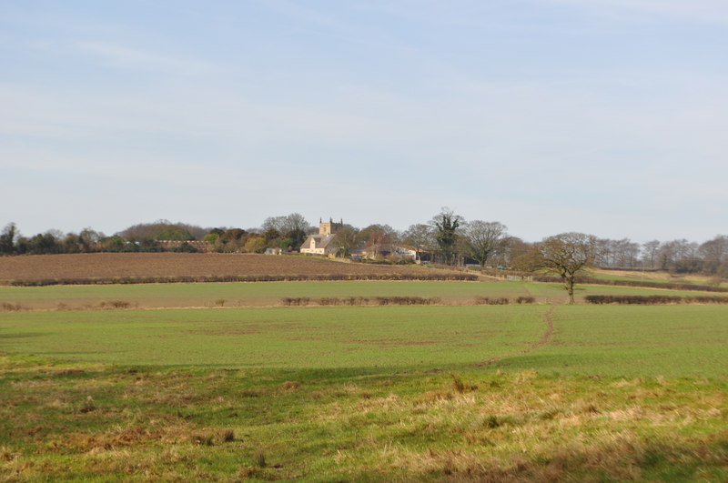 File:Ault Hucknall in the distance - geograph.org.uk - 2283934.jpg