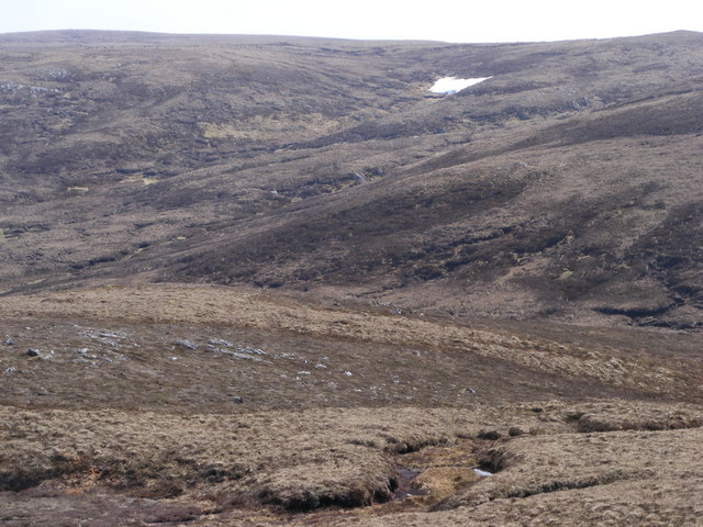 File:Carn Dubh from Meall nan Aighean Mòr - geograph.org.uk - 800472.jpg