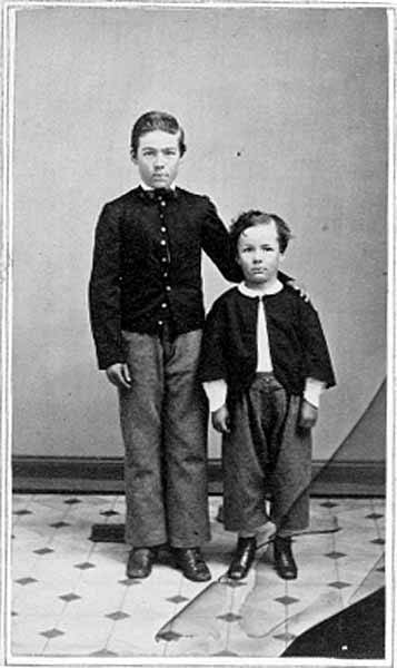File:Carte de visite of two unidentified young boys, Portland, Oregon, ca 1860 (PORTRAITS 535).jpg