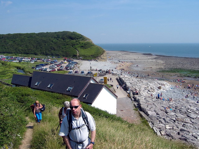 File:Col-huw - geograph.org.uk - 4632849.jpg