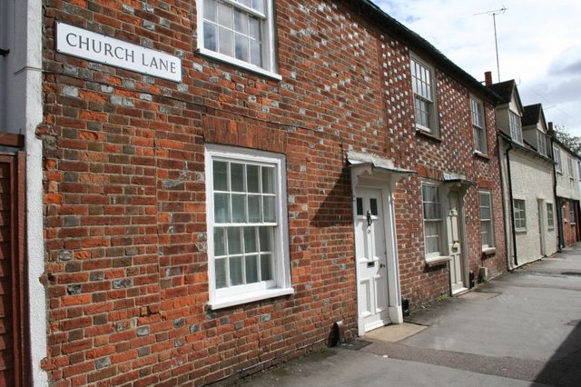 File:Cottages on Church Lane - geograph.org.uk - 926362.jpg