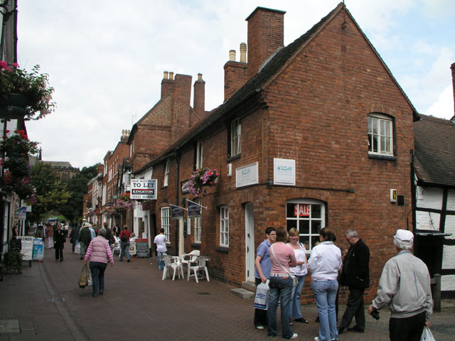 File:Dam Street - geograph.org.uk - 852220.jpg