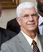 <span class="mw-page-title-main">Del Harris</span> American basketball coach (born 1937)