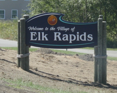 File:Elk Rapids Michigan Welcome Sign.jpg