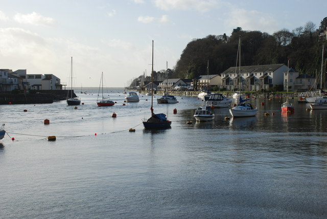 File:Harbwr Porthmadog Harbour - geograph.org.uk - 668760.jpg