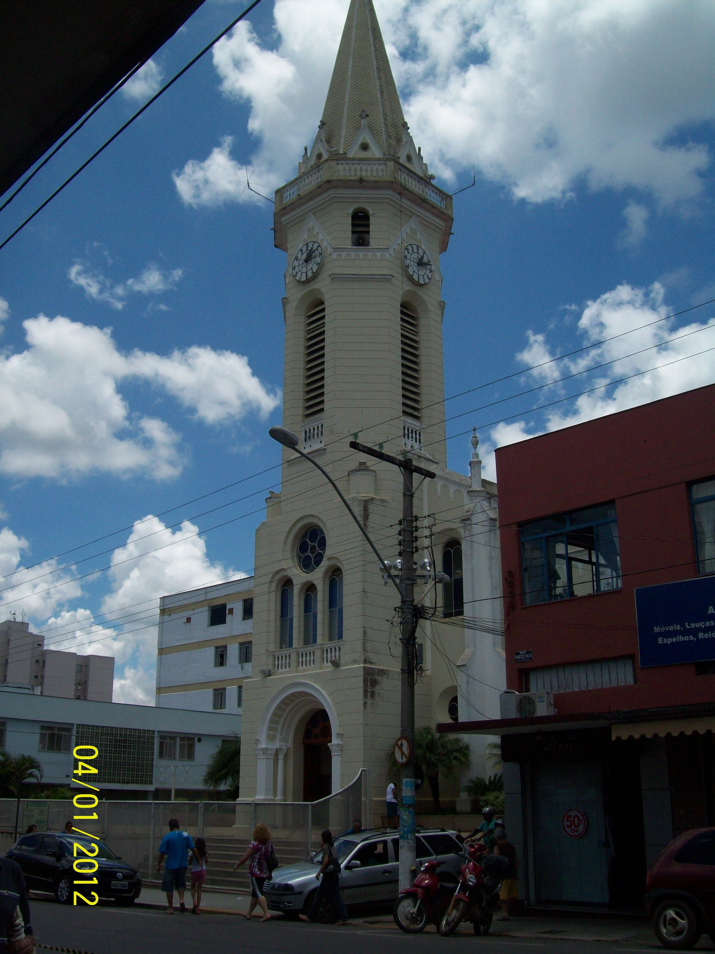 File:Lavras MG Brasil - Matriz - panoramio.jpg - Wikimedia Commons