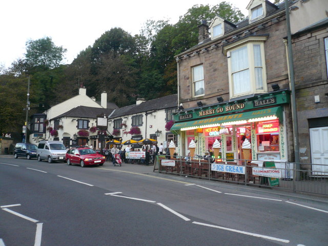 File:Matlock Bath - geograph.org.uk - 557365.jpg