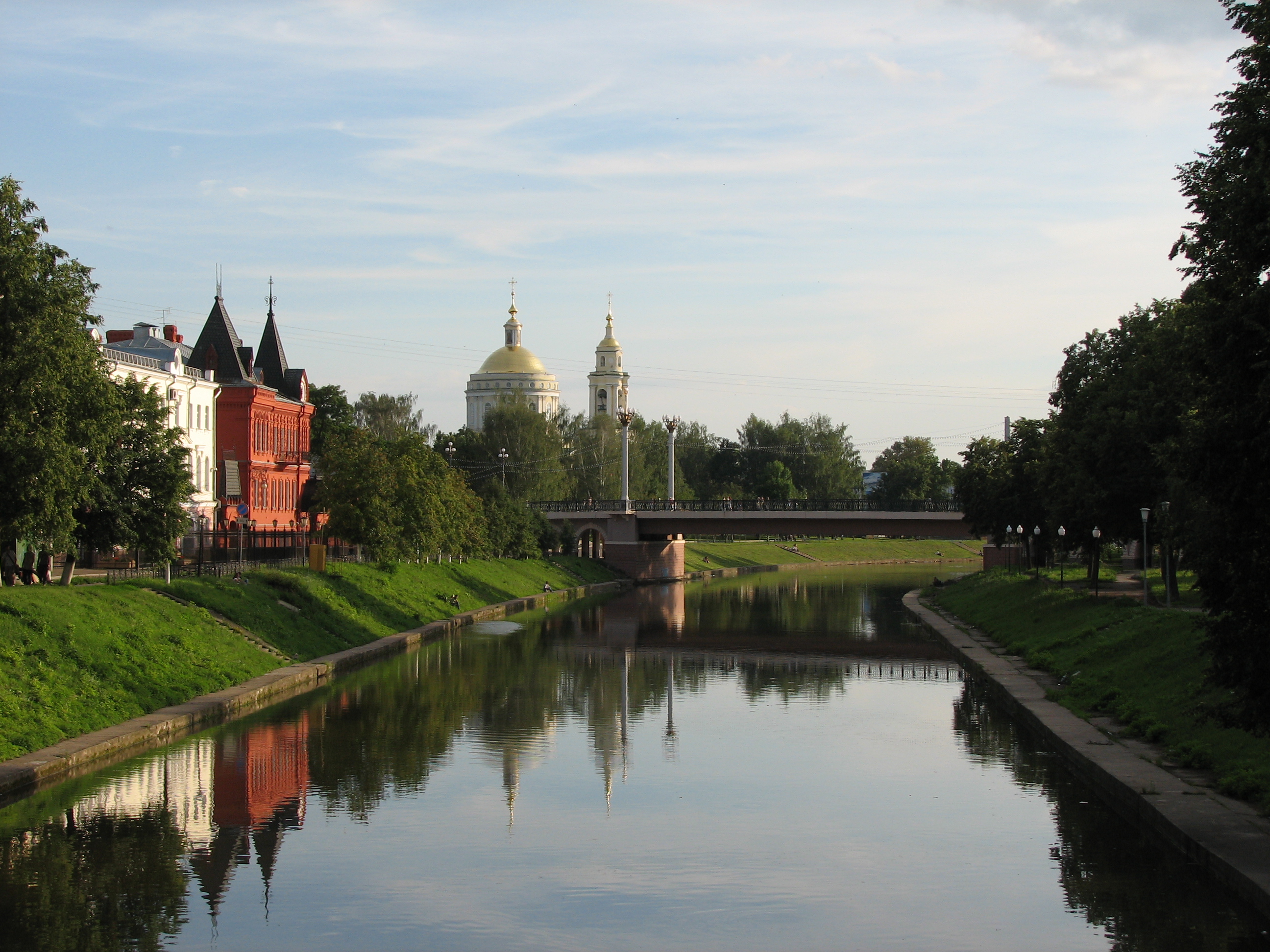 Г орел. Река Орлик в Орле. Реки города орла и Орловской области. Исток реки Орлик в Орле. Река Орлик в Орле фото.