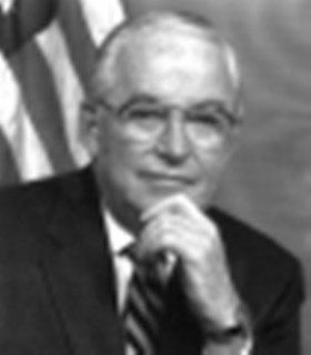 File:Richard Edmund Lyng - USDA portrait.png