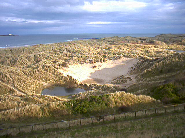 File:Sand Dunes by Bamburgh Castle - geograph.org.uk - 12670.jpg