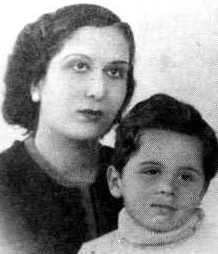 Hussein (age six) and his mother, Zein al-Sharaf, 1941