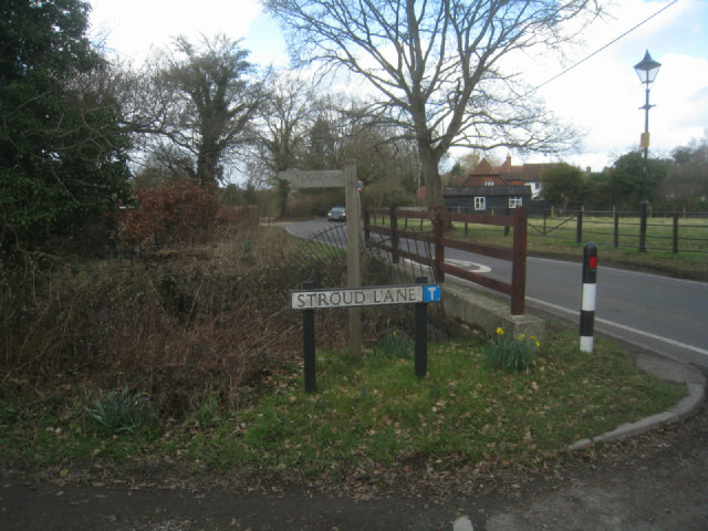 File:Stroud Lane - Crondall Road - geograph.org.uk - 2838412.jpg