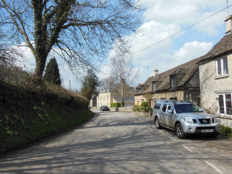 The Cotswold Way at Alderley - geograph.org.uk - 3452178