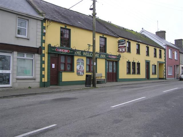 File:The Welcome Inn, Swanlinbar - geograph.org.uk - 1054710.jpg