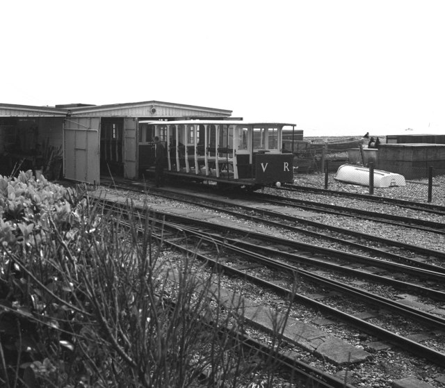 File:Volk's Electric Railway, Brighton - geograph.org.uk - 570377.jpg