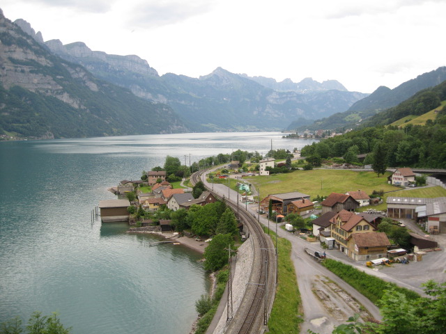 File:WALLENSEE ZUG KAI - panoramio - KAI LARS SCHERER.jpg