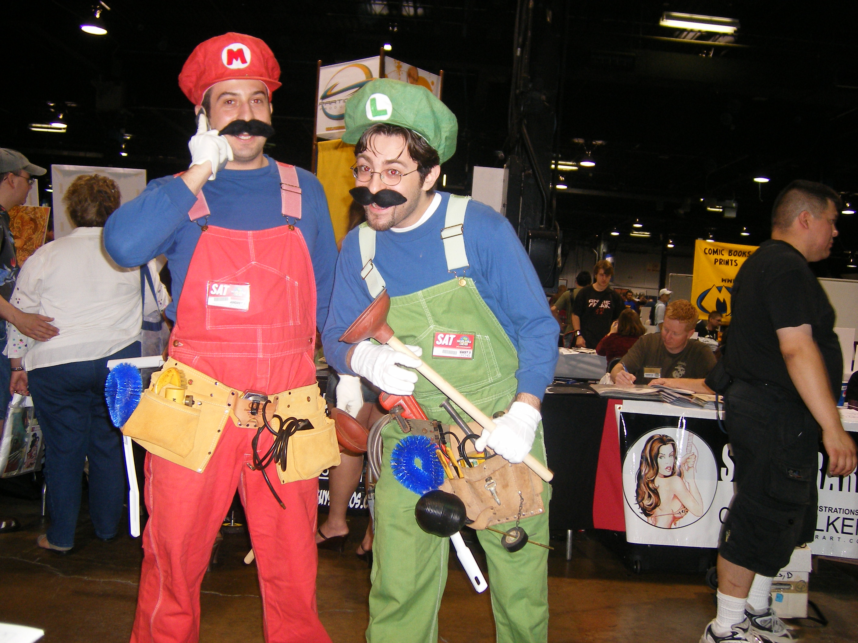 File:WWC 2016 - Mario and Luigi (209510206).jpg - Wikimedia Commons