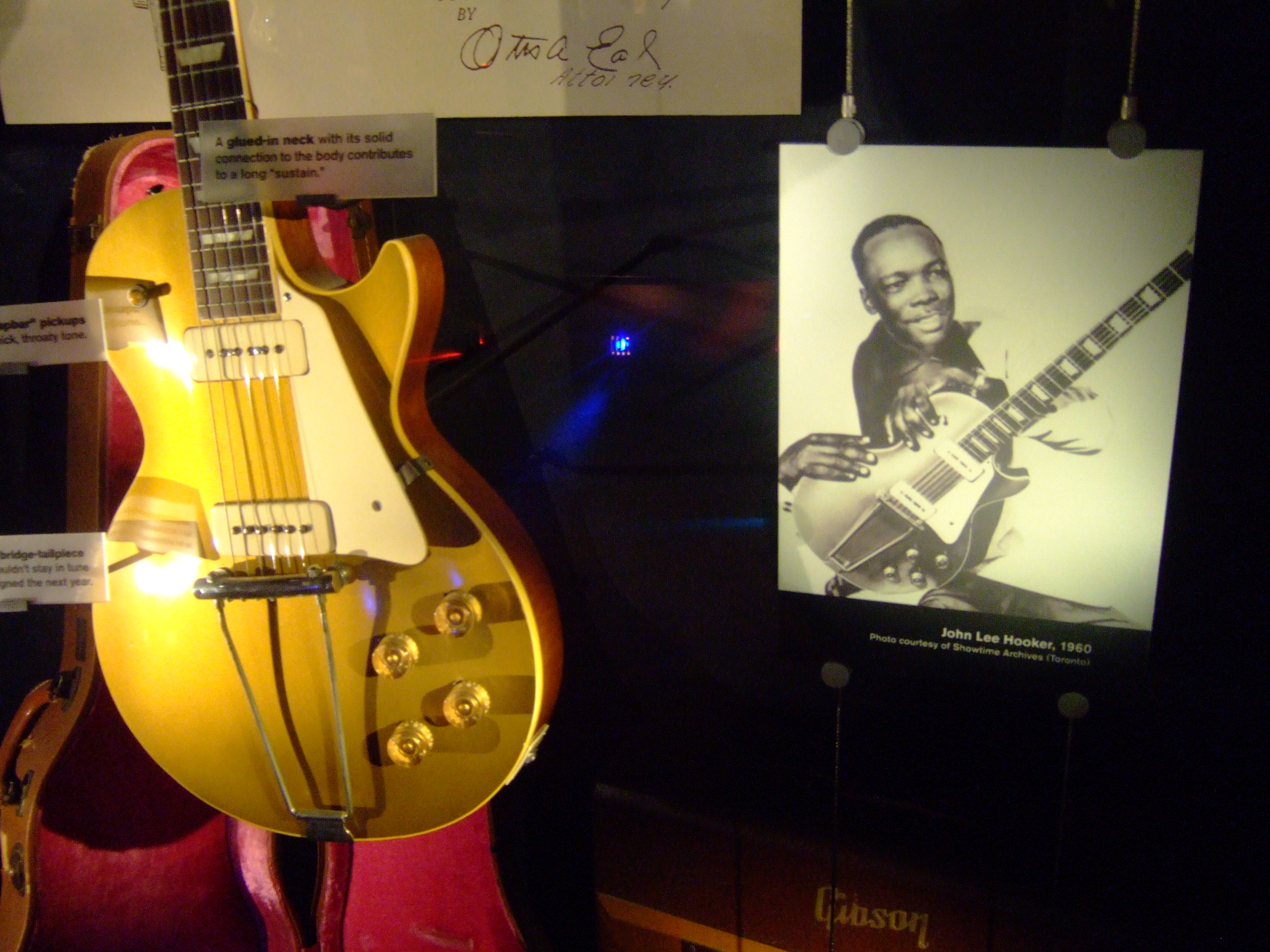 1952 Gibson Les Paul Goldtop - body - EMP Museum, Seattle.jpg