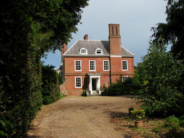 File:Burnley Hall - geograph.org.uk - 489981.jpg