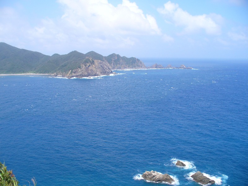 File:East side of Oshima straight.jpg