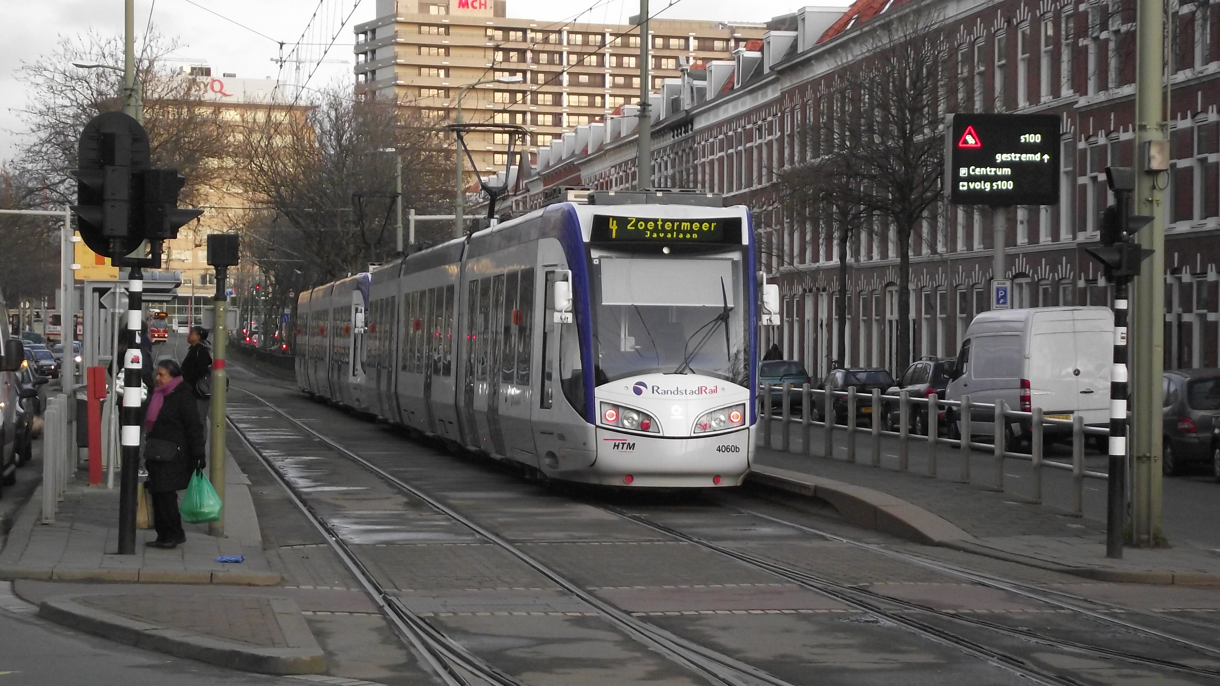 Heb geleerd Kapper Vrijgekomen RandstadRail 4 - Wikiwand