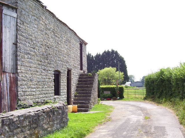 File:Hobhouse Farm - geograph.org.uk - 206719.jpg