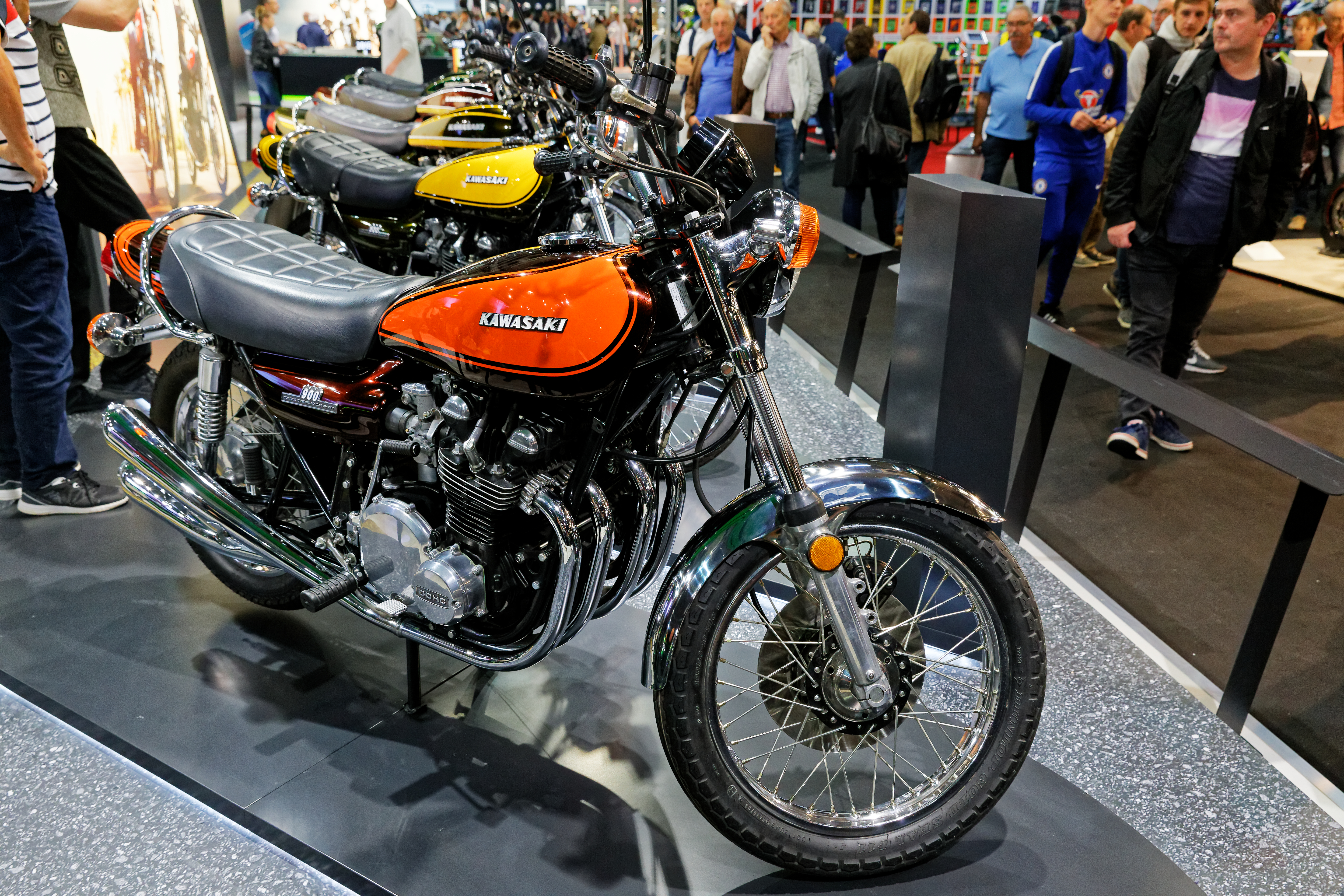 vinde sikkerhedsstillelse Formode File:Kawasaki Z900 - Mondial de l'Automobile de Paris 2018 - 001.jpg -  Wikimedia Commons