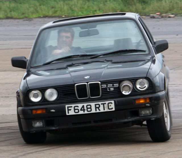 File:Leaning e30 drift.jpg