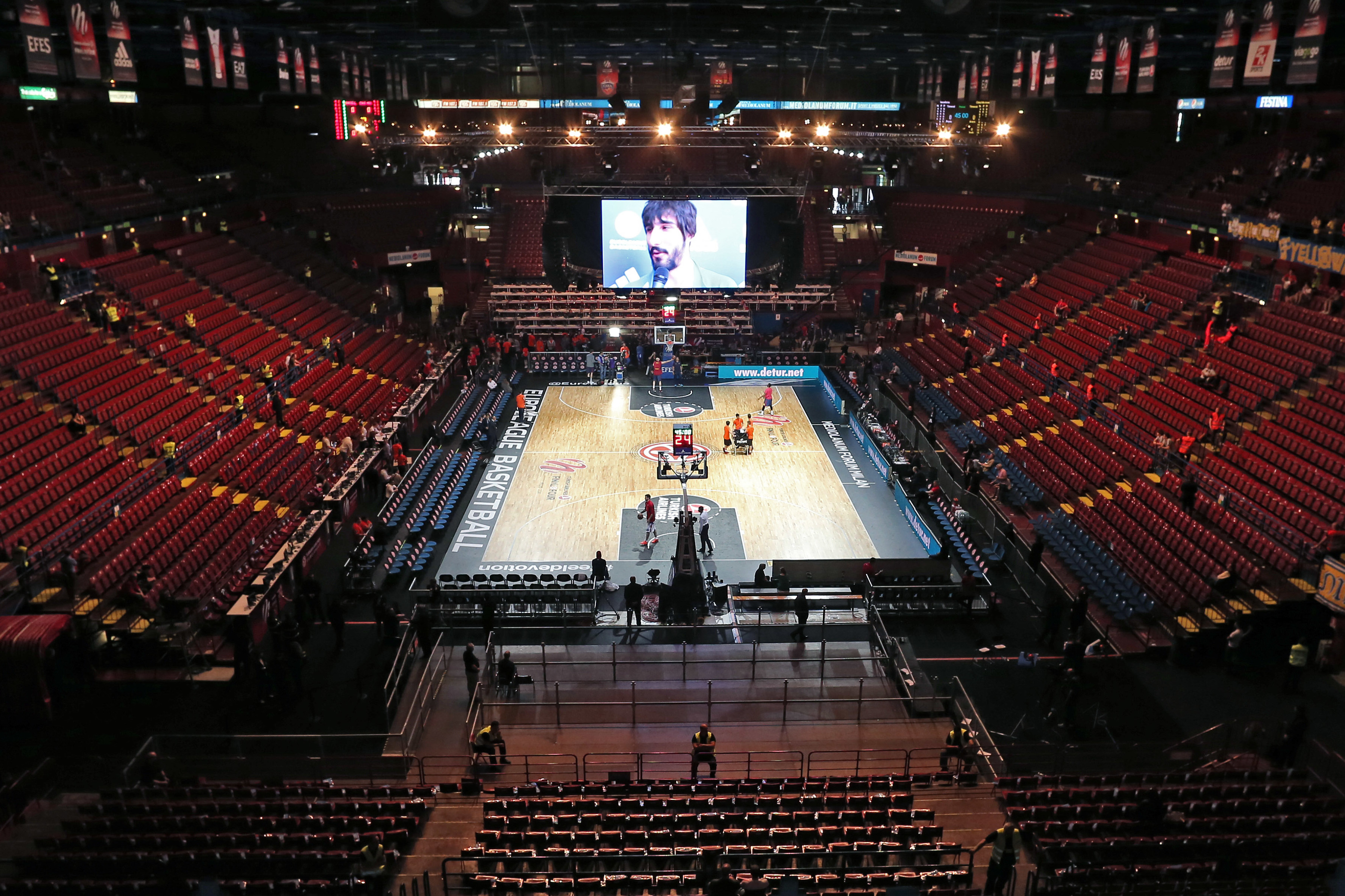 Milan_%E2%80%93_Mediolanum_Forum_(inside