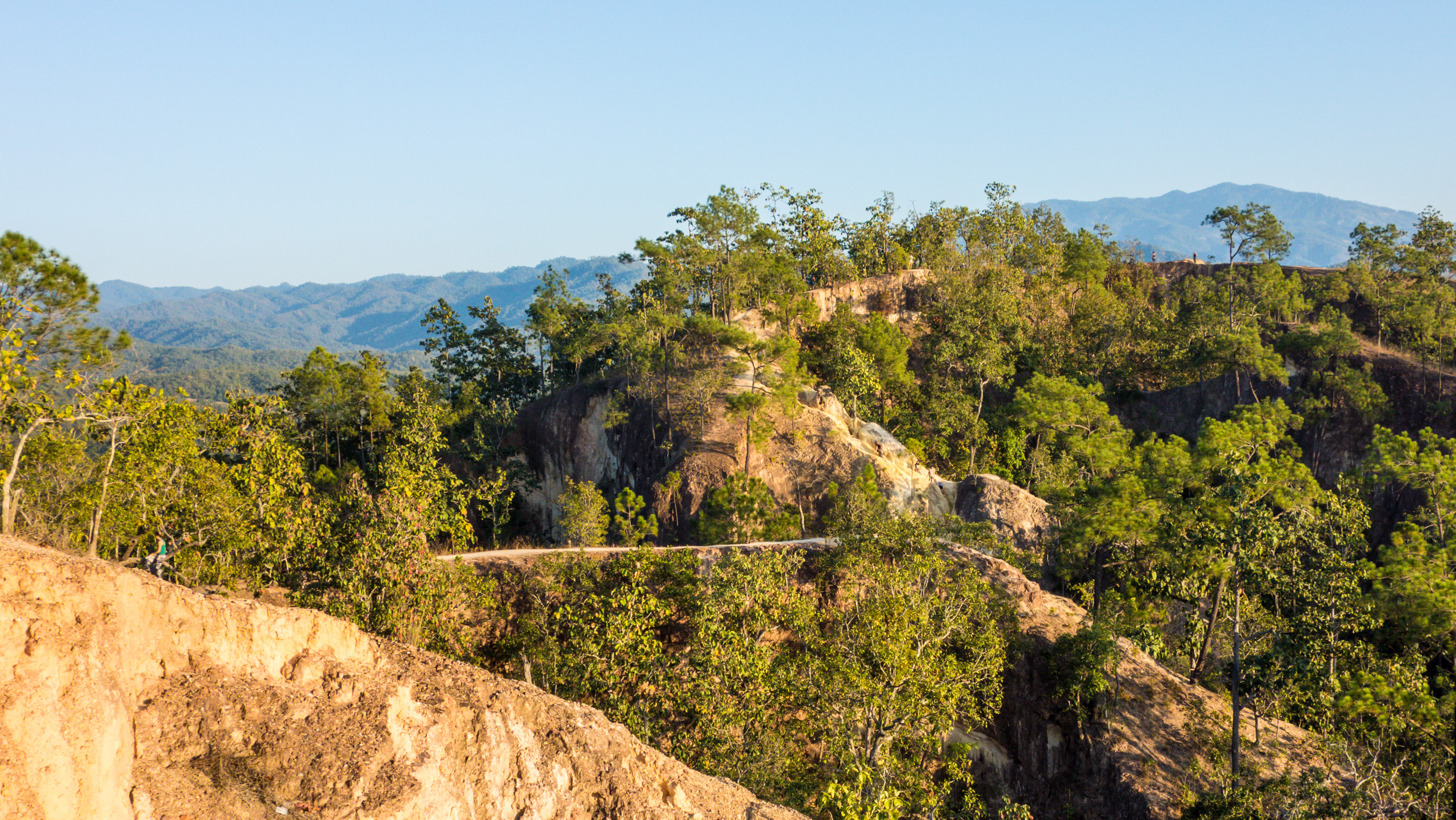 Explore Pai’s Canyons