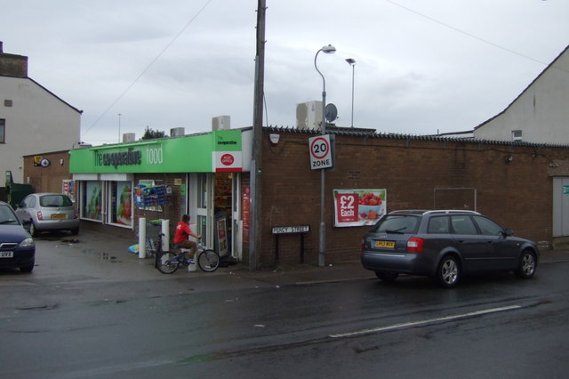 File:Post Office. Old Goole (geograph 4052862).jpg