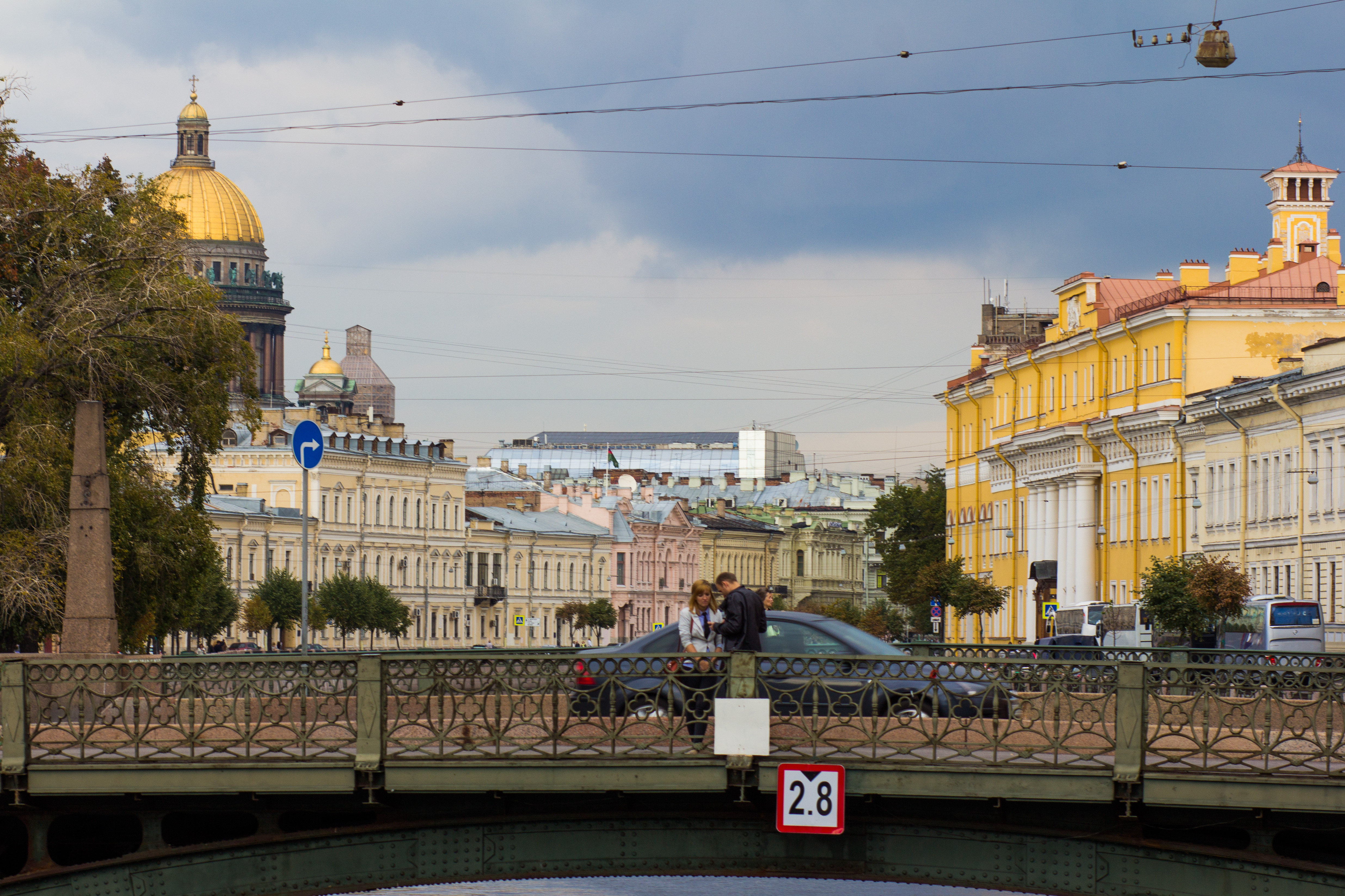 Поцелуева моста в петербурге. Поцелуев мост в Санкт-Петербурге. Поцелуев мост СПБ. Поцелуев мост в Санкт-Петербурге фото. Поцелуев мост в Санкт-Петербурге Легенда.